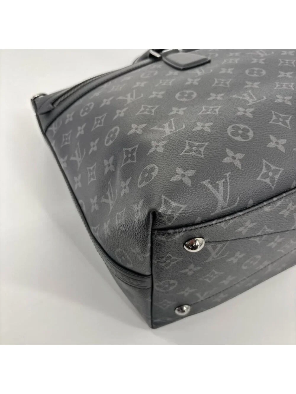 Louis Vuitton Monogram Eclipse Apollo Oldy Handbag
